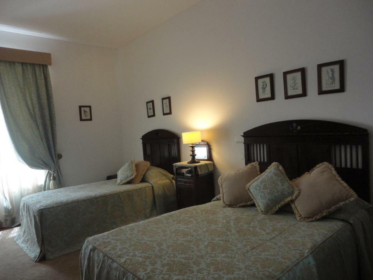 Hotel Rural Quinta De Santo Antonio Элваш Экстерьер фото